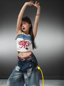 Hot Girl Ngoc Kem Showcases Stunning Fitness Transformation and Trendy Fashion Style - image 1