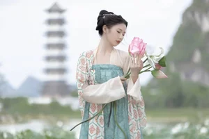 Visual Storytelling in YiTuYu Art Language Vol.4734 Featuring Lsababe - image 3