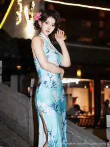XiuRen No.10594: Li Shuang Er's Graceful Charm in a Modern Cheongsam, Captivating Asian Beauty. - image 31