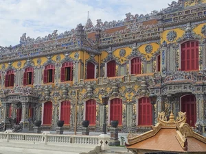 Discovering the Grandeur of Hue Festival 2024: A Cultural Journey Through Vietnam's Imperial History - image 6