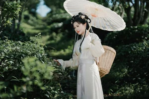 YiTuYu Art Language Vol.10099: Captivating Photo Collection Featuring Gui Hua Ya (23 Photos) - image 10