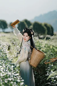YiTuYu Art Language Vol.10099: Captivating Photo Collection Featuring Gui Hua Ya (23 Photos) - image 9