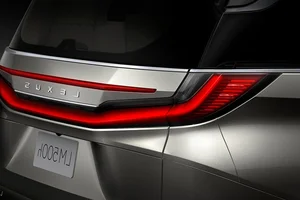 Lexus LM Luxury Minivan Upgrade: Redefining Executive Travel with Unmatched Interior Space - image 3