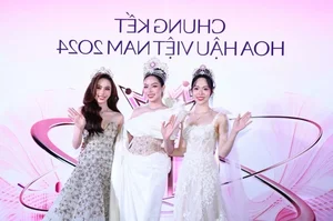 Elegant Evening Gowns: Top 15 Finalists Shine at the Miss Vietnam Beauty Pageant Gallery - image 0
