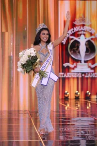 Elegant Close-up of the New Miss Supranational Indonesia - image 7