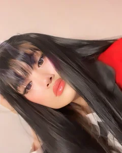 Inside the Life of a Global TikTok Star: Beauty and Influence with 36 Million Followers - image 0