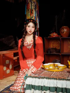 YiTuYu Art Language Vol.4213 Featuring Xiao Xi: A Masterpiece of Contemporary Portrait Photography - image 6