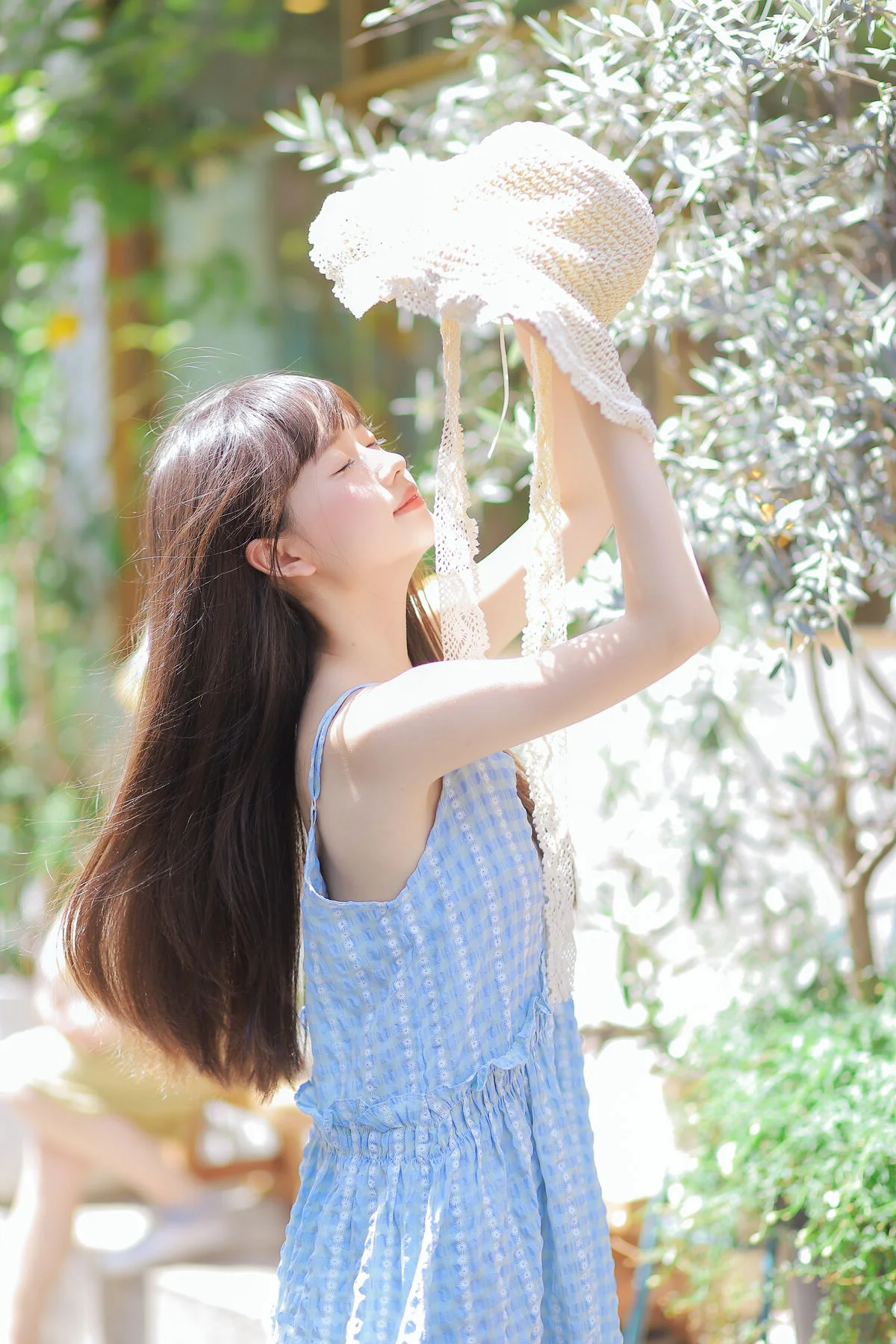 Elegant Japanese Aesthetic Photography: YiTuYu Art Language Vol.9124 Featuring Model Bo Luo You Dian Tian – Soft Portrait Inspiration and Timeless Style