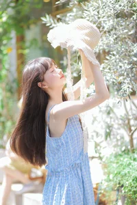Elegant Japanese Aesthetic Photography: YiTuYu Art Language Vol.9124 Featuring Model Bo Luo You Dian Tian – Soft Portrait Inspiration and Timeless Style - image 0