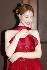 Supermodel Ha Anh Celebrates Daughter’s Birthday: A Glimpse Into Vietnamese Celebrity Family Life - image 6