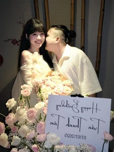 Tran Thanh Tam Celebrates Birthday with Stunning Maternity Photoshoot - image 2