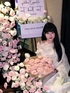 Tran Thanh Tam Celebrates Birthday with Stunning Maternity Photoshoot - image 4