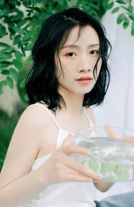 Ju Zi Shines in YiTuYu Art Language Vol.7191 Portrait Set - image 3