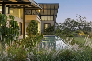 Embracing Raw Elegance: The Rise of Rustic Stone Walls in Modern Nature-Inspired Home Design - image 8