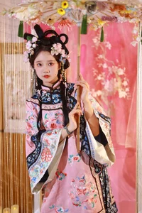 Captivating Visuals in YiTuYu Art Language Vol.4378 with You Er Bai Bai - image 28