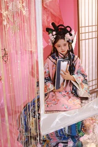 Captivating Visuals in YiTuYu Art Language Vol.4378 with You Er Bai Bai - image 32