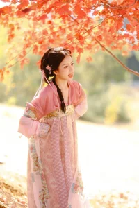 YiTuYu Art Language Vol.8065 Featuring Xiao Du Tong Xue: A Masterclass in Portrait Photography - image 5