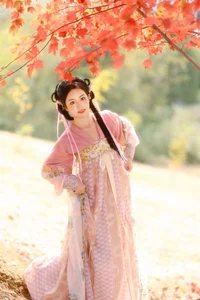 YiTuYu Art Language Vol.8065 Featuring Xiao Du Tong Xue: A Masterclass in Portrait Photography - image 1