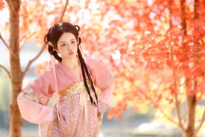 YiTuYu Art Language Vol.8065 Featuring Xiao Du Tong Xue: A Masterclass in Portrait Photography - image 9