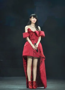 The Grace of Vivian Chow: Exploring the Timeless Fashion Style of a Cultural Icon - image 7