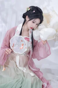 YITUYU Art Language 2024.01.13: Elegant Heart Poem Featuring Xiao Su Su Photography - image 10