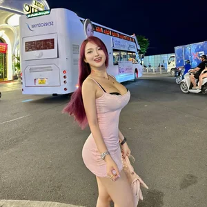 From Traditional to Trendy: Dong Nai's Ao Dai Beauty Stuns in Slit Dress - image 4