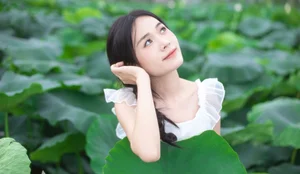 Exploring Minimalist Elegance in YiTuYu Art Language Vol.7677 Featuring Yi - image 2