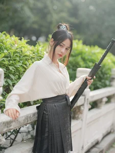 YiTuYu Art Language Vol.6236: Exploring the Artistic Elegance of Dan Dan - image 5