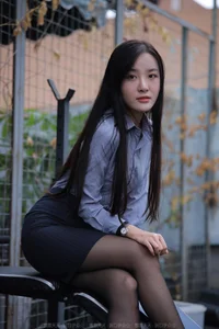 Elegant Professionalism: Wan Ping in the IESS Office Fashion Series - image 47
