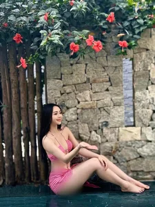 Quynh Kool Sets Summer Trends in a Stunning Pink Bikini Collection - image 0