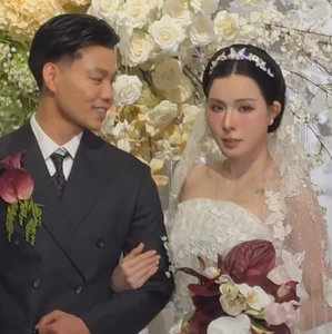 Elegant Bridal Visuals: Van Thanh’s Engagement Ao Dai Revealed - image 3