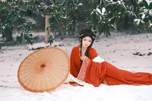 YiTuYu Art Language Vol.6795: Featuring the Elegant Kailin Jiang - image 13