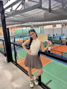 Why Hot Girl Ngọc Thảo is Currently Trending: Exploring the Latest Viral Moments and Fashion Trends - image 4