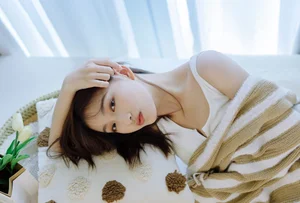Exploring Visual Aesthetics: YiTuYu Art Language Vol.4439 with Yu Er - image 29