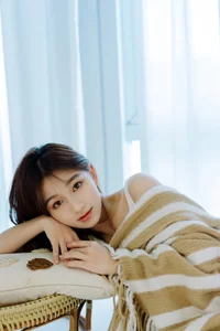 Exploring Visual Aesthetics: YiTuYu Art Language Vol.4439 with Yu Er - image 2