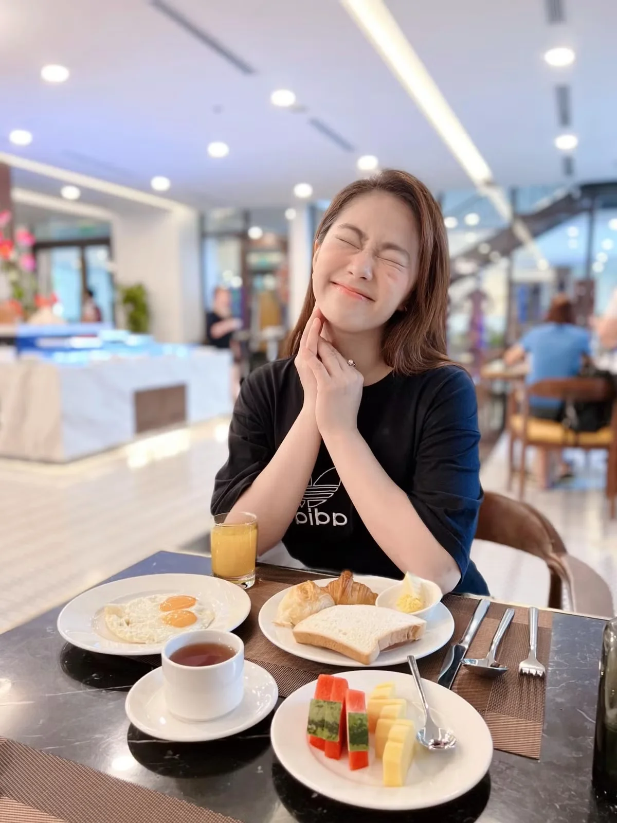 Luong Bich Huu: The Secret Behind Her Age-Defying Beauty at 42