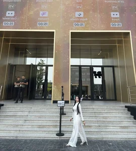 Cultural Icon: How MC Mai Dora Defined Elegance at the Esports World Cup Stage - image 6