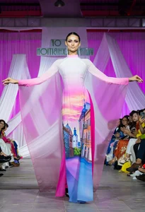 International Beauties Showcase the Timeless Elegance of Vietnamese Silk Ao Dai in Stunning Fashion Gallery - image 6