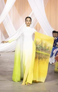 International Beauties Showcase the Timeless Elegance of Vietnamese Silk Ao Dai in Stunning Fashion Gallery - image 3