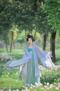 Art Language Vol.6829 by YiTuYu Featuring Model Ling Zi Xi - image 4