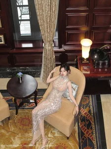 Classic Elegance: Yin Tian Tian Sunny in XiuRen No.10802 Shanghai Sessions - image 2