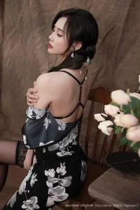 Timeless Elegance: Reimagining Modern Qipao and Black Silk Aesthetics with Nan Qiao - image 18