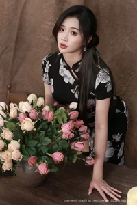Timeless Elegance: Reimagining Modern Qipao and Black Silk Aesthetics with Nan Qiao - image 14