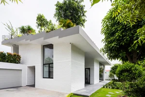 Innovative Terraced Roof Garden House Architecture in Nha Trang - image 8
