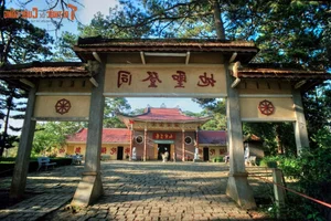 Exploring the Extraordinary Architecture of Unique Pagodas in Da Lat: A Journey Through Spiritual and Artistic Landmarks - image 7