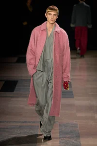 Asian Male Stars Steal the Spotlight with High-Fashion Style at Paris Fashion Week - image 8