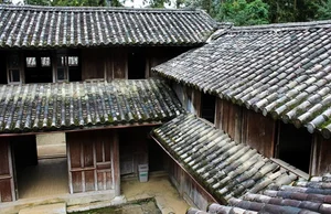 The Architecture of the 150 Billion VND Ancient Hmong King Palace in Ha Giang - image 2