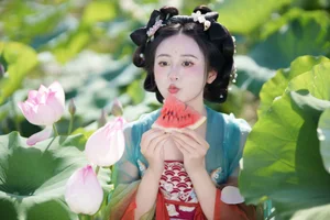 Shu Pian Yoyi Shines in YiTuYu Art Language Vol.7376 Photography Series - image 8