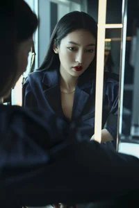 YiTuYu Art Language Vol.4512: Captivating Visuals and Modern Style with Bei Ji - image 22