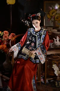 Elegant Portraiture: YiTuYu Art Language Vol.5758 Featuring the Captivating Nan Zhi in Yellow - image 15